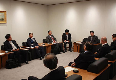 Myanmar's Minister of Agriculture and Irrigation and colleagues visit JFC