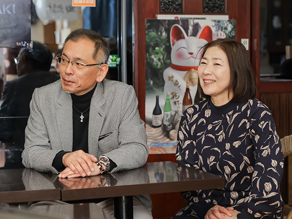譲受側：尾崎氏