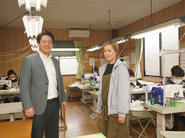 譲受側：若林氏 譲渡側：佐藤氏