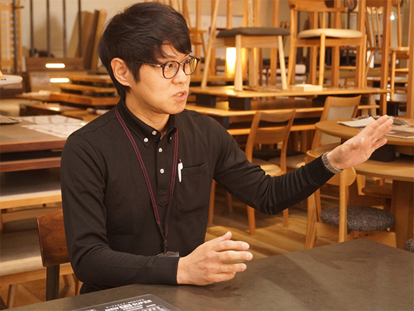 譲受側：江端氏