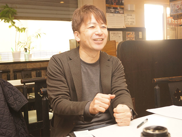 譲受側：小林氏