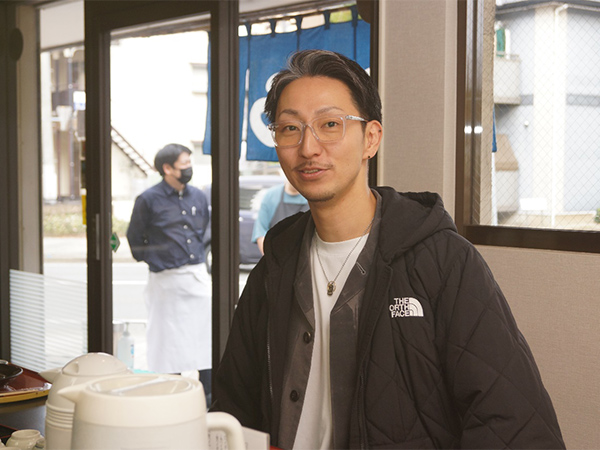 譲受側：横山氏