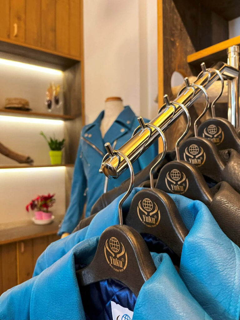 Yuku Deer Leather Wears（ユク ディア レザーウエアーズ） | 全国創業