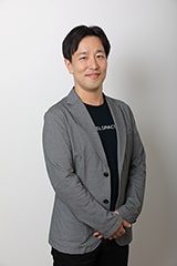 中村 友哉 氏