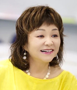 平井 由紀子 氏